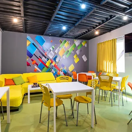 Cube Capsule * Sofia