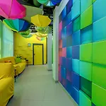 Cube Capsule Hostel *