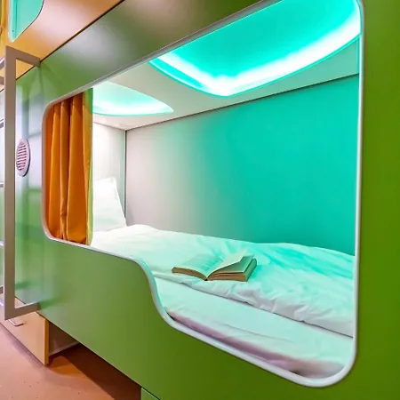 Hostel Cube Capsule