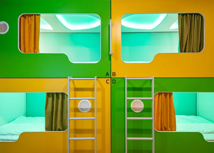 Cube Capsule * Sófia